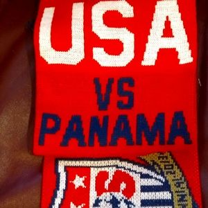 NEW Soccer scarf USA V Panama Game at Seattle DISCOUNT SHIPPING